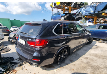 BMW X5 F15 (2013 - 2018) - miniatura 1