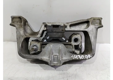 Suport motor a2462402617 Mercedes Benz GLA-Class X156 (2013 - 2017) 2.2 cdi OM651.930