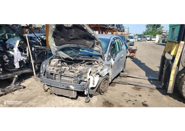 Ford Fiesta 6 (facelift) (2013 - 2020) - miniatura 3