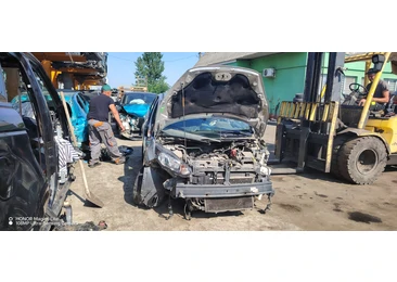 Ford Fiesta 6 (facelift) (2013 - 2020) - miniatura 4