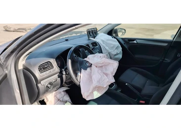 Volkswagen Golf 6 (2008 - 2015) - miniatura 5