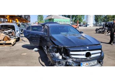 Mercedes Benz GLA-Class X156 (2013 - 2017) - miniatura 4
