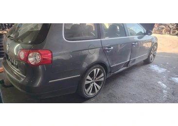 Volkswagen Passat B6 (2005 - 2010) - miniatura 4