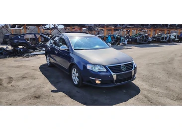 Volkswagen Passat B6 (2005 - 2010) - miniatura 1