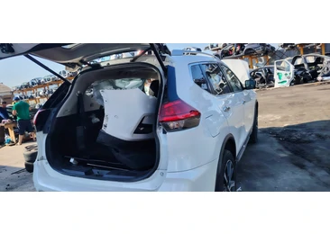 Nissan X-Trail T32 (facelift) (2017 - 2020) - miniatura 3