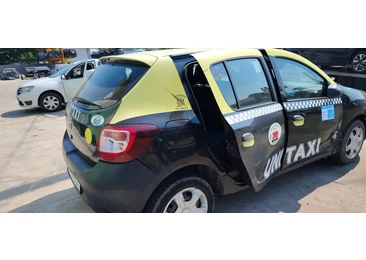 Dacia Sandero 2 (2013 - 2016) - miniatura 4