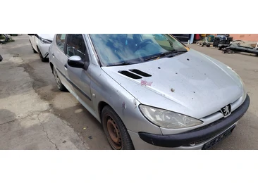 Peugeot 206 1 (facelift) (2002 - 2009) - miniatura 3
