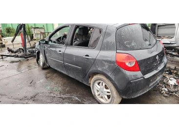 Renault Clio 3 (2005 - 2009) - miniatura 1