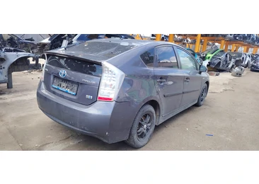 Toyota Prius XW30 (2009 - 2011) - miniatura 3