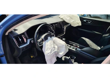 Volvo V60 2 (2018 - 2020) - miniatura 7