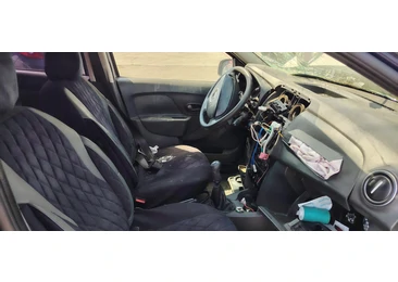 Dacia Logan 2 (2013 - 2016) - miniatura 5
