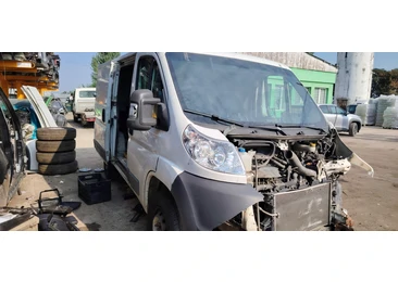 Peugeot Boxer 2 Typ250 (1st facelift) (2012 - 2014) - miniatura 2