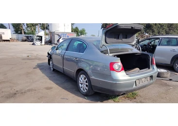Volkswagen Passat B6 (2005 - 2010) - miniatura 3