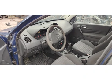 Renault Megane 2 (2002 - 2006) - miniatura 5