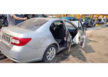 Chevrolet Epica 1 (2006 - 2012) - miniatura 4