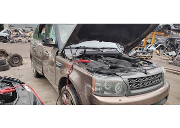 Land Rover Range Rover Sport 1 (facelift) (2009 - 2013) - miniatura 1