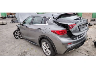 Infiniti Q30 1 (2016 - 2020) - miniatura 4