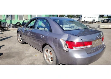 Hyundai Sonata NF (2005 - 2008) - miniatura 3