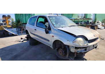 Renault Clio 2 (facelift) (2001 - 2005) - miniatura 2