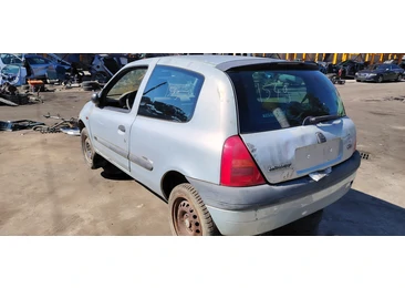 Renault Clio 2 (facelift) (2001 - 2005) - miniatura 4