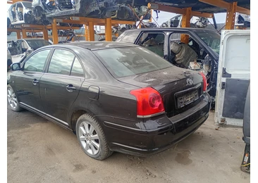 Toyota Avensis 2 T25 (2002 - 2006) - miniatura 4