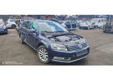 Volkswagen Passat B7 (2010 - 2015) - miniatura 1