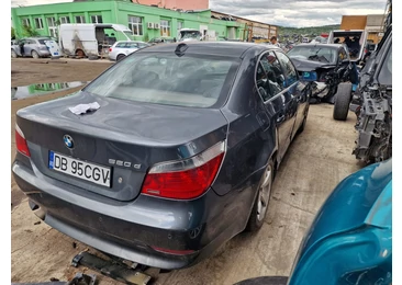 BMW Seria 5 E60/E61 (2003 - 2007) - miniatura 4