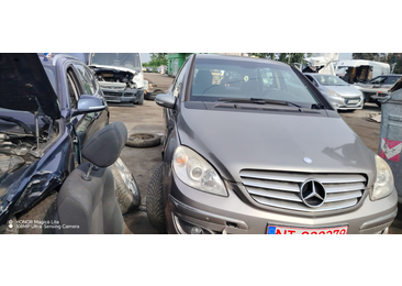 Mercedes Benz B-Class W245 (2005 - 2008) - miniatura 1