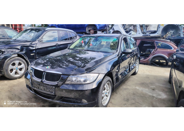 BMW Seria 3 E90 (2004 - 2010) - miniatura 1