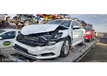 Volkswagen Passat B8 (2014 - 2020) - miniatura 2