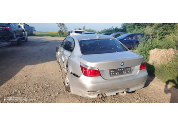BMW Seria 5 E60/E61 (2003 - 2007) - Thumbnail 3