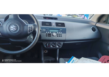 Suzuki Swift 3 (2004 - 2010) - miniatura 4