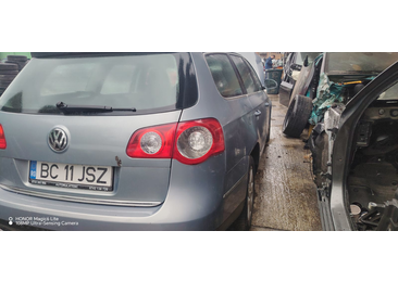 Volkswagen Passat B6 (2005 - 2010) - miniatura 2