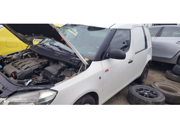 Skoda Roomster 1 (5J) (facelift) (2010 - 2015) - miniatura 2