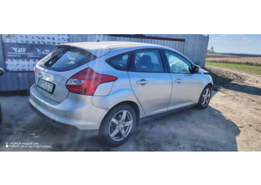 Ford Focus 3 (2011 - 2015) - miniatura 3