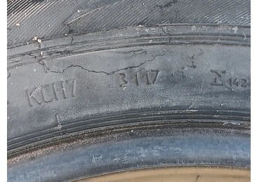 Anvelopa 215/60/R16 Snowboard Iarna BMW Seria 1 E81/E82/E87/E88 (facelift) (2007 - 2012) - miniatura 4
