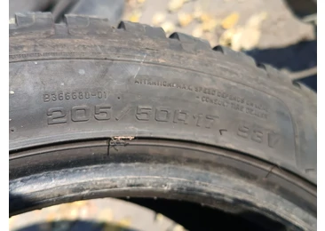 Anvelopa 205/50/R17 Good year Iarna BMW Seria 1 F20/F21 (2011 - 2015) - miniatura 3