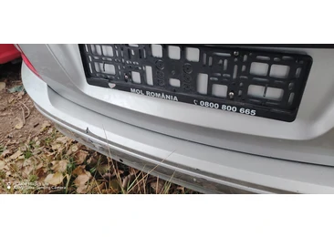 Mercedes Benz C-Class W204/S204 (2007 - 2012) - miniatura 7