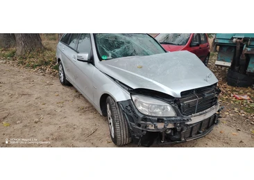 Mercedes Benz C-Class W204/S204 (2007 - 2012) - miniatura 3
