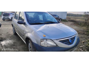 Dacia Logan 1 (2004 - 2008) - miniatura 1