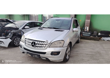 Mercedes Benz ML W164 (2005 - 2008) - miniatura 1