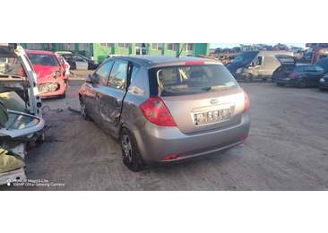 Kia Ceed 1 (2007 - 2010) - miniatura 4