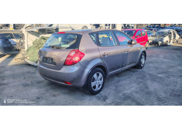 Kia Ceed 1 (2007 - 2010) - miniatura 5