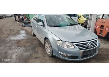 Volkswagen Passat B6 (2005 - 2010) - miniatura 1
