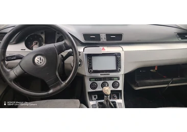 Volkswagen Passat B6 (2005 - 2010) - miniatura 5