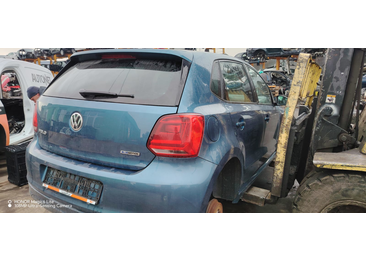 Volkswagen Polo 5 (6R) (2009 - 2015) - miniatura 4
