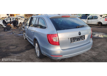Skoda Superb 2 (facelift) (2013 - 2015) - miniatura 4