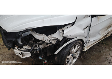 Ford Kuga 2 (2013 - 2020) - miniatura 4