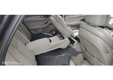 Audi A8 D4/4H (facelift) (2013 - 2018) - miniatura 10