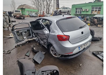 Seat Ibiza 4 (6J) (2008 - 2012) - miniatura 3